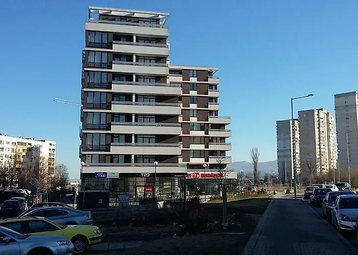 Apartments Mladost 1A