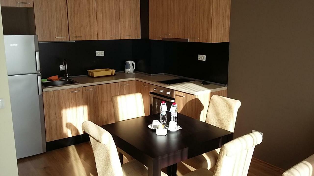 Apartemen Mladost 1a *